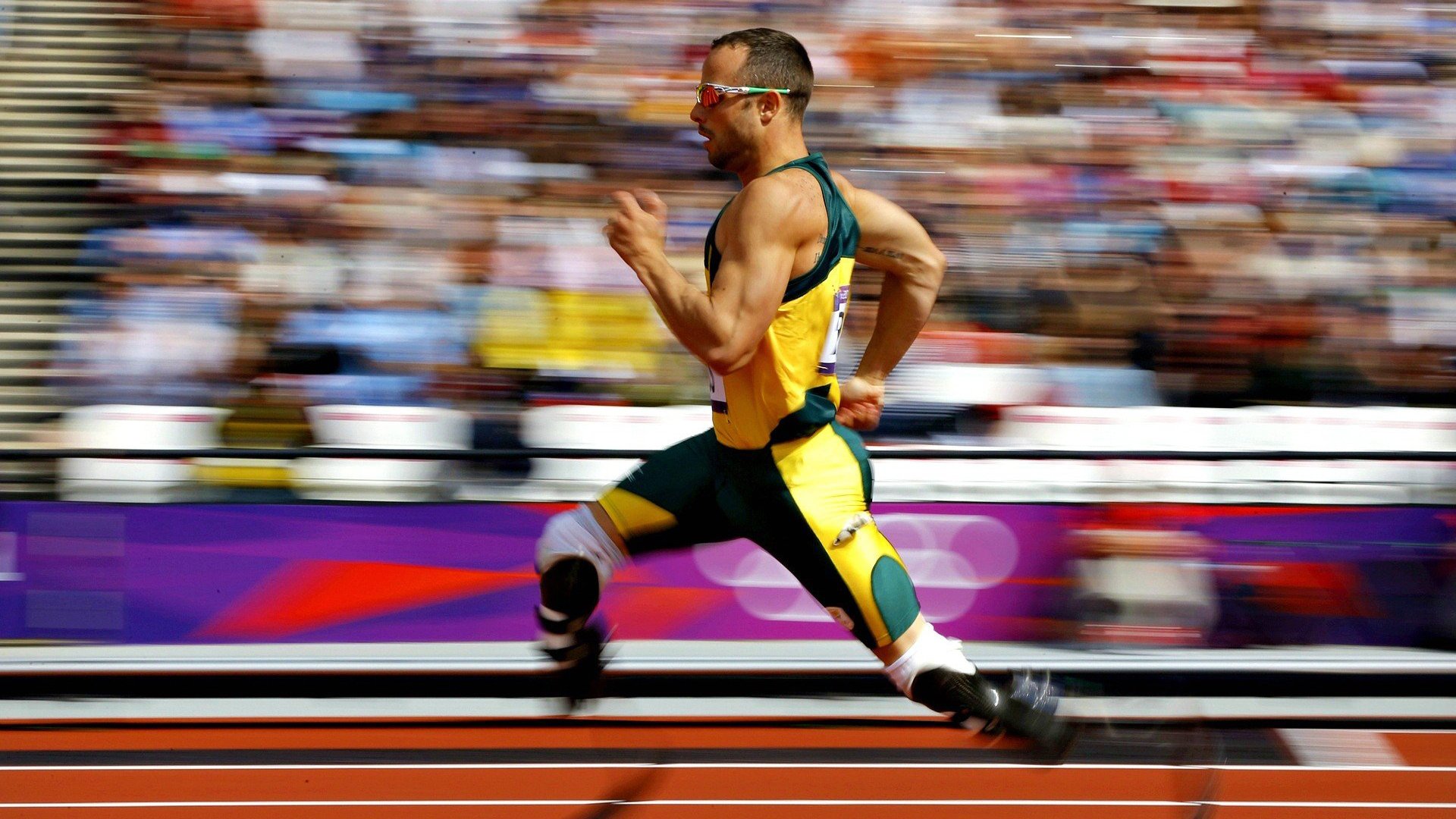 查尔斯·勒克莱尔在意大利大奖赛中夺冠，查尔斯莱伊尔