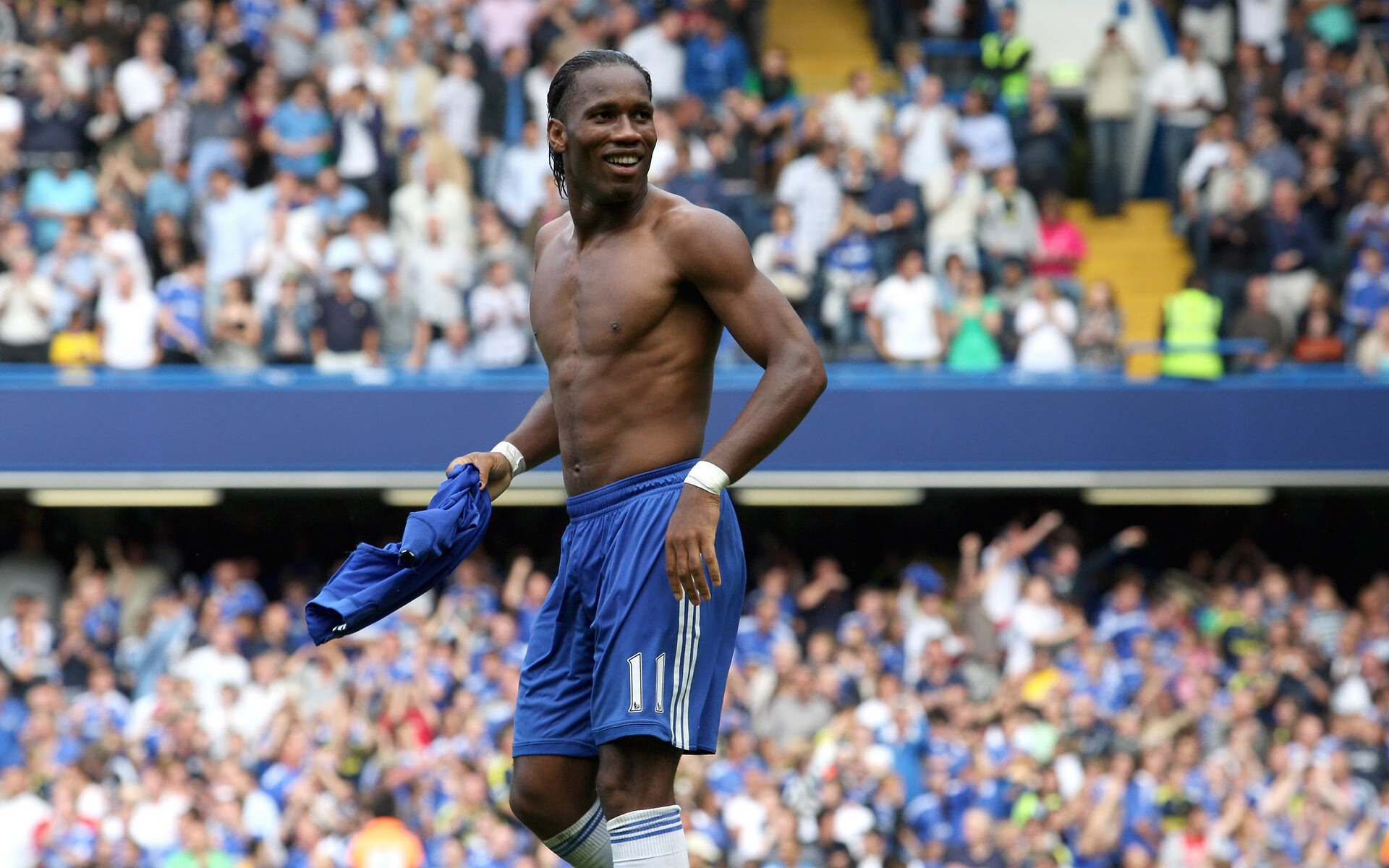 社交媒体热议：粉丝最关心的问题解答，社交媒体粉丝数量排行